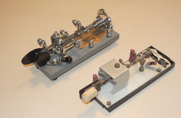 Vibroplex "bug" semi-automatic telegraph key and its homemade clone