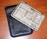 Kaufmann's Posographe and leather pocket